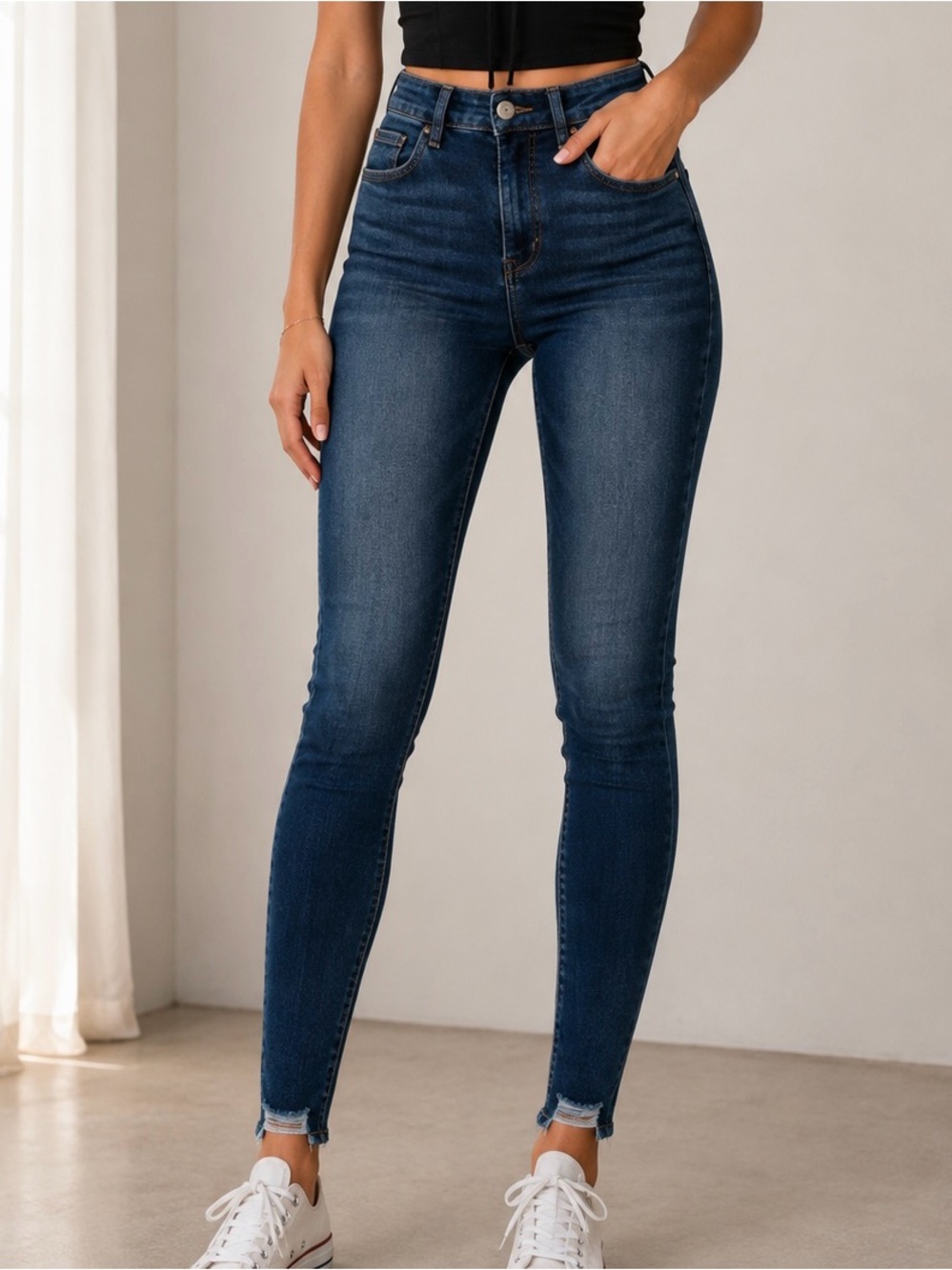 American Eagle Outfitters Dark Blue High-Rise Skinny Jeans| Size 2